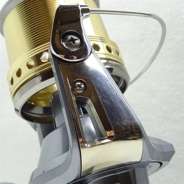 ０６グランドサーフ３５Ｖ